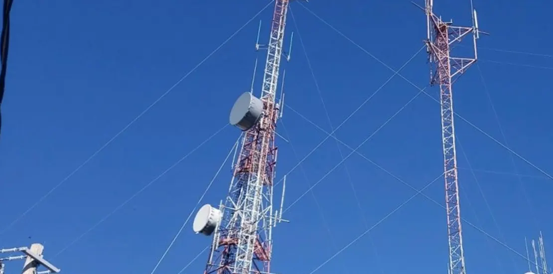 Antenna-Telecommunication-Guyed-Mast-Steel-Tower With Sling Kabel